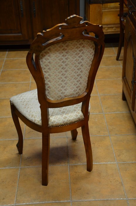 Stolička, cena za ks