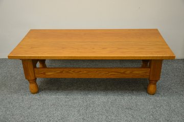 Konferenční stolek  (původní cena 2.870,- Kč)