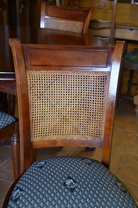 Stůl rozkládací + 4 židle