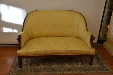 Sofa  (původní cena 7.450,- Kč)
